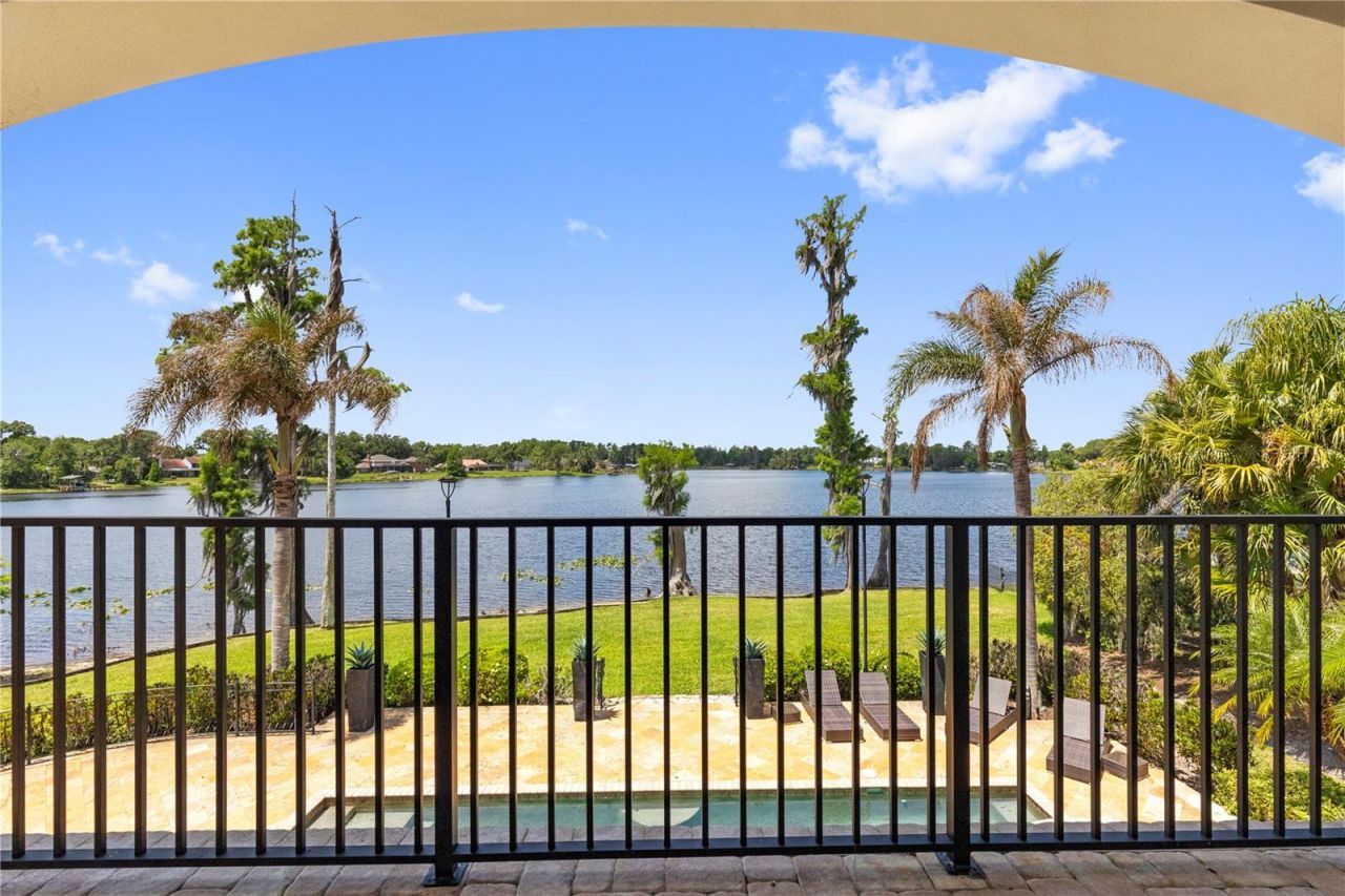 216 Lake Brant Drive, Lutz, FL 33548 Photo