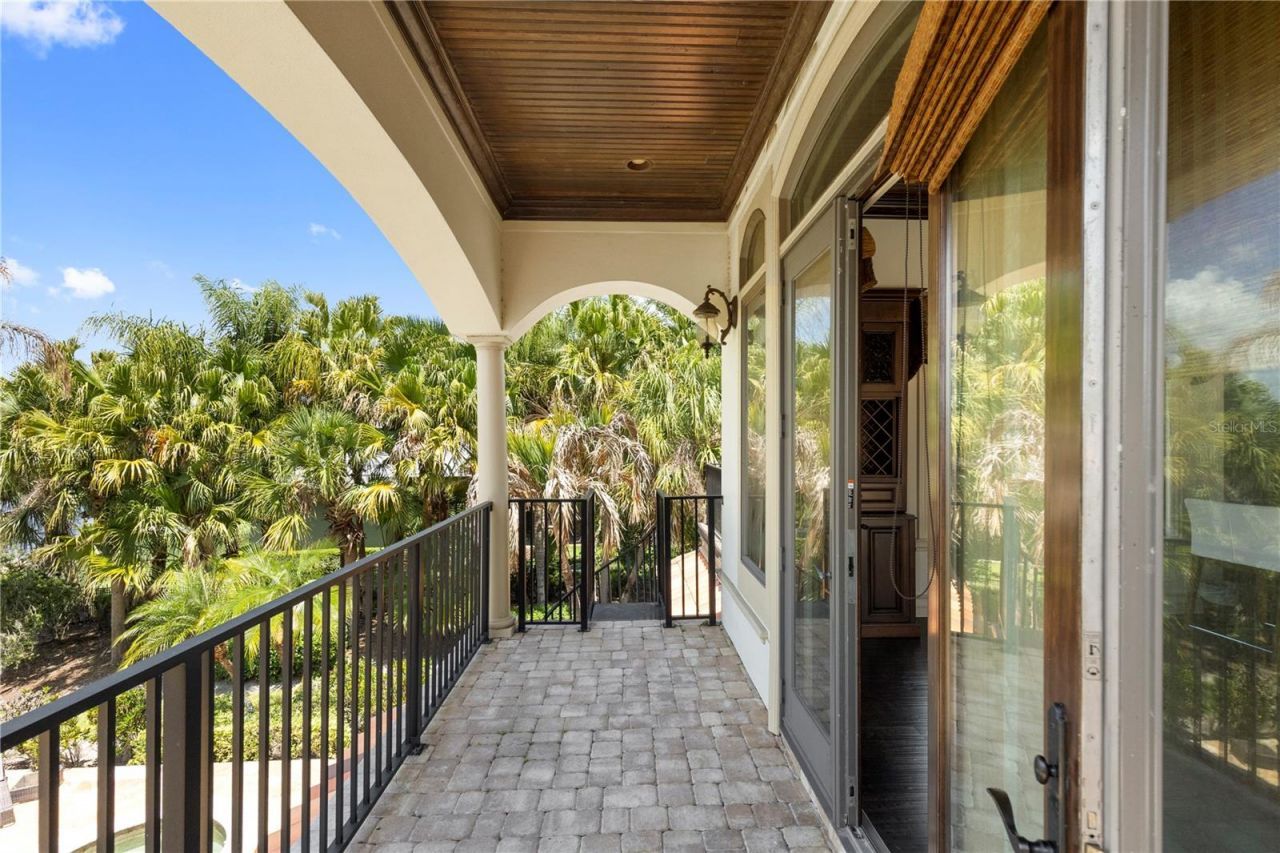 216 Lake Brant Drive, Lutz, FL 33548 Photo