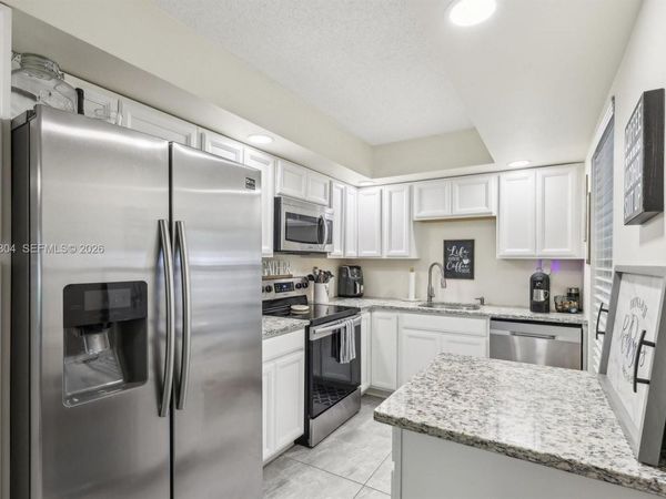 301 Olivewood Pl, Unit O130, Boca Raton, FL 33431