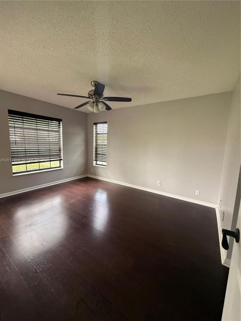 301 Olivewood Pl, Unit O130, Boca Raton, FL 33431 Photo