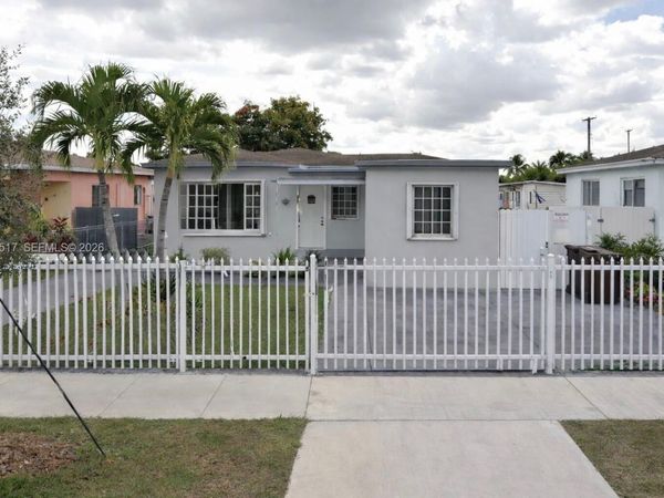538 E 13th St , Hialeah, FL 33010