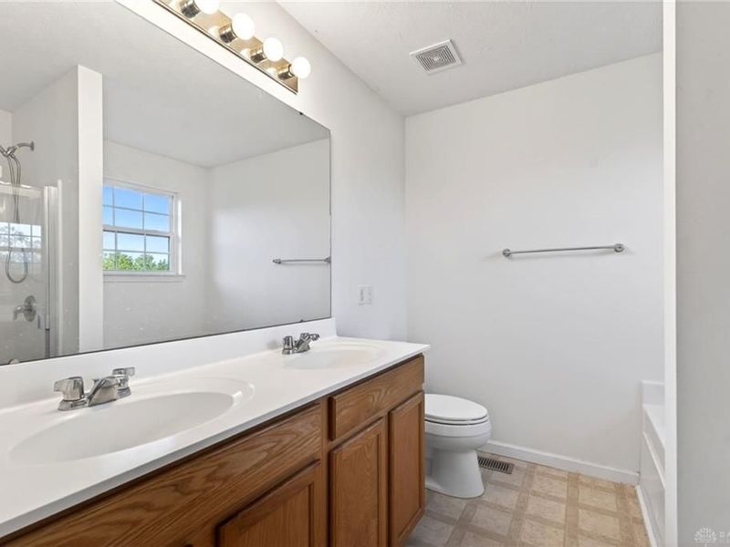 5561 Sagewood Drive, Miami Township, OH 45342 Photo 26