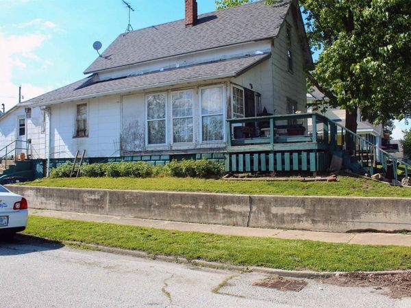 800 N Gentry Street, Frankfort, IN 46041