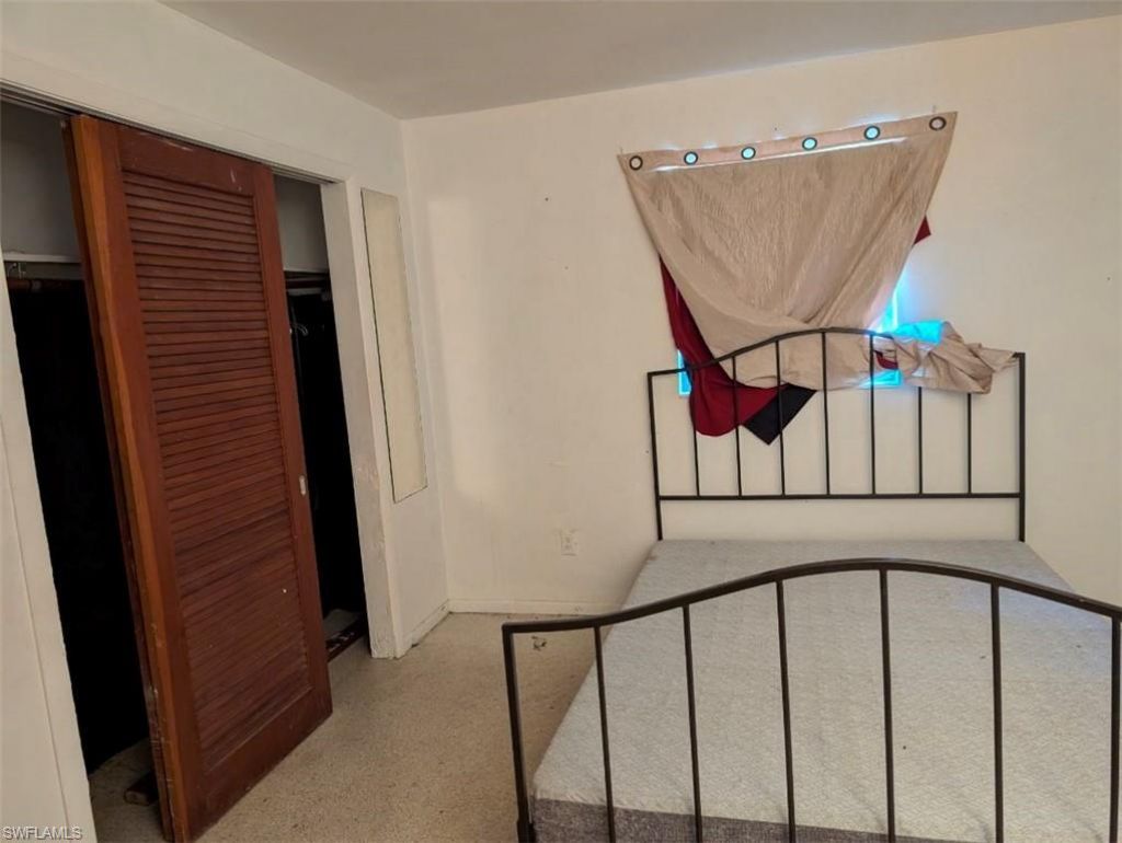 376 Kingston Dr E, Fort Myers, FL 33905 Photo