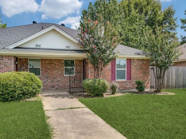 980 Meadow Circle S, Keller, TX 76248