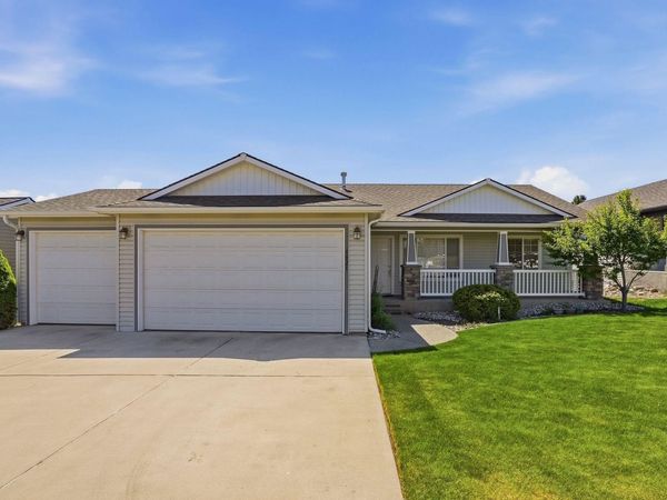 1021 N Tanglewood Ln, Liberty Lake, WA 99019