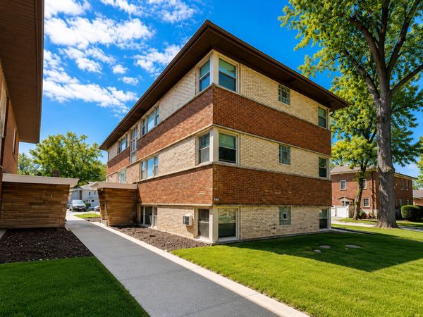 837 Lathrop Avenue , Unit 2E, Forest Park, IL 60130