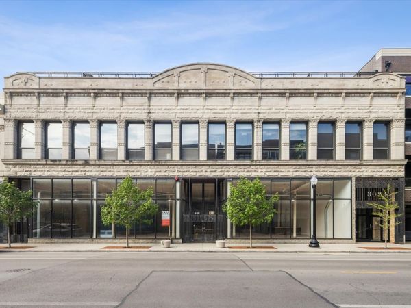 3024 N Lincoln Avenue, Unit H, Chicago, IL 60657