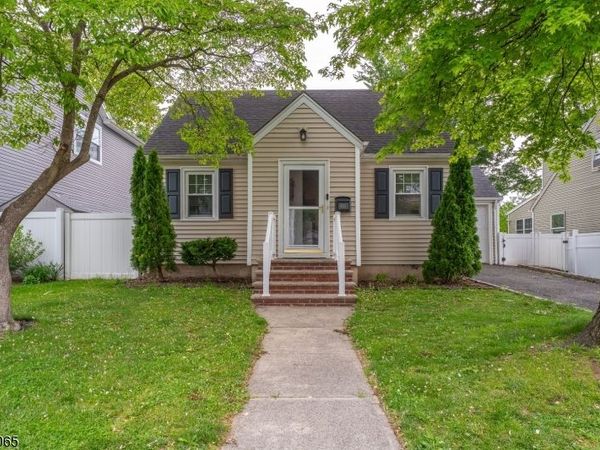 631 Golf Ter, Union, NJ 07083