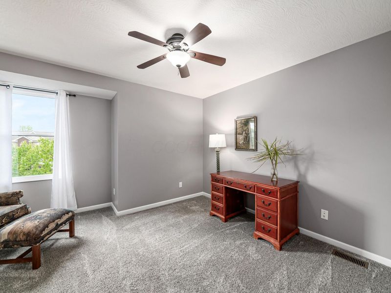8092 Orange Station Loop, Lewis Center, OH 43035 Photo 24