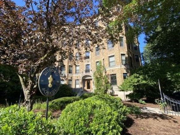 122 Riverway, Unit 4, Boston, MA 02215