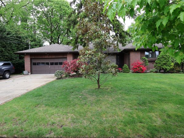 3401 Homestead Avenue , Wantagh, NY 11793