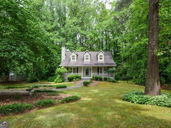 1448 Ironwood Court, Grayson, GA 30017