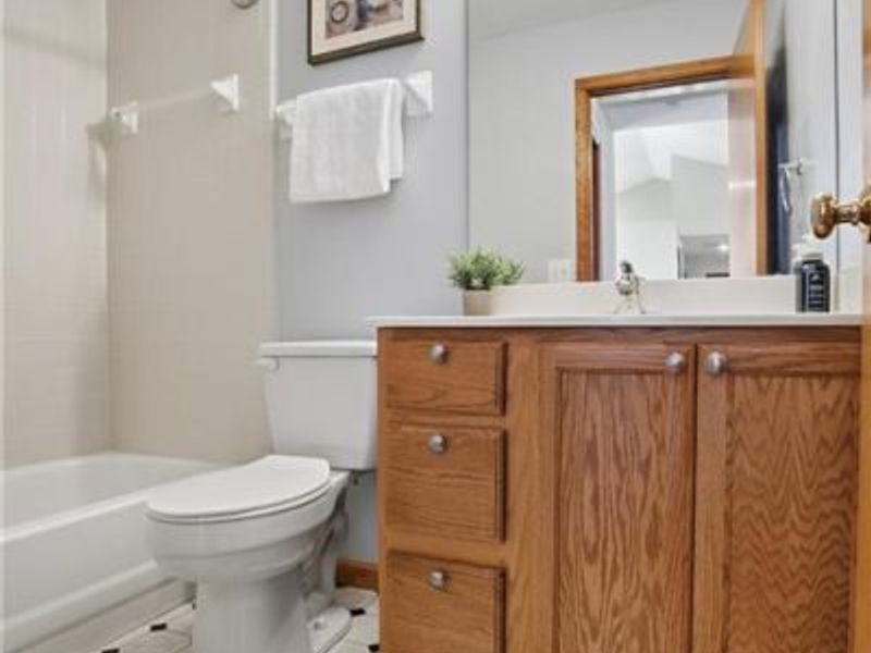 7750 Crystal Lake Lane, Hamilton Township, OH 45039 Photo 25