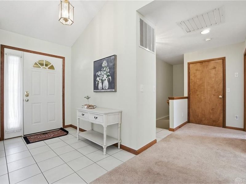 7750 Crystal Lake Lane, Hamilton Township, OH 45039 Photo 5