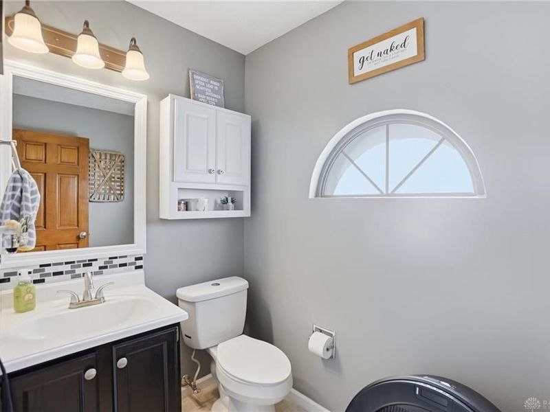 8798 Deer Chase Drive, Huber Heights, OH 45424 Photo 12