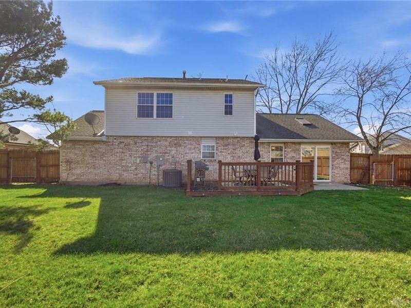 8798 Deer Chase Drive, Huber Heights, OH 45424 Photo 22
