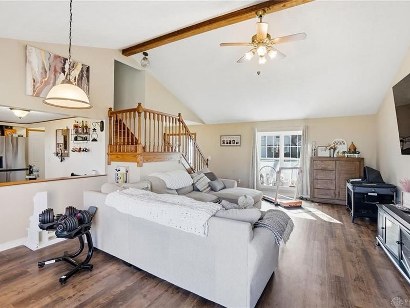 8798 Deer Chase Drive, Huber Heights, OH 45424 Photo 7