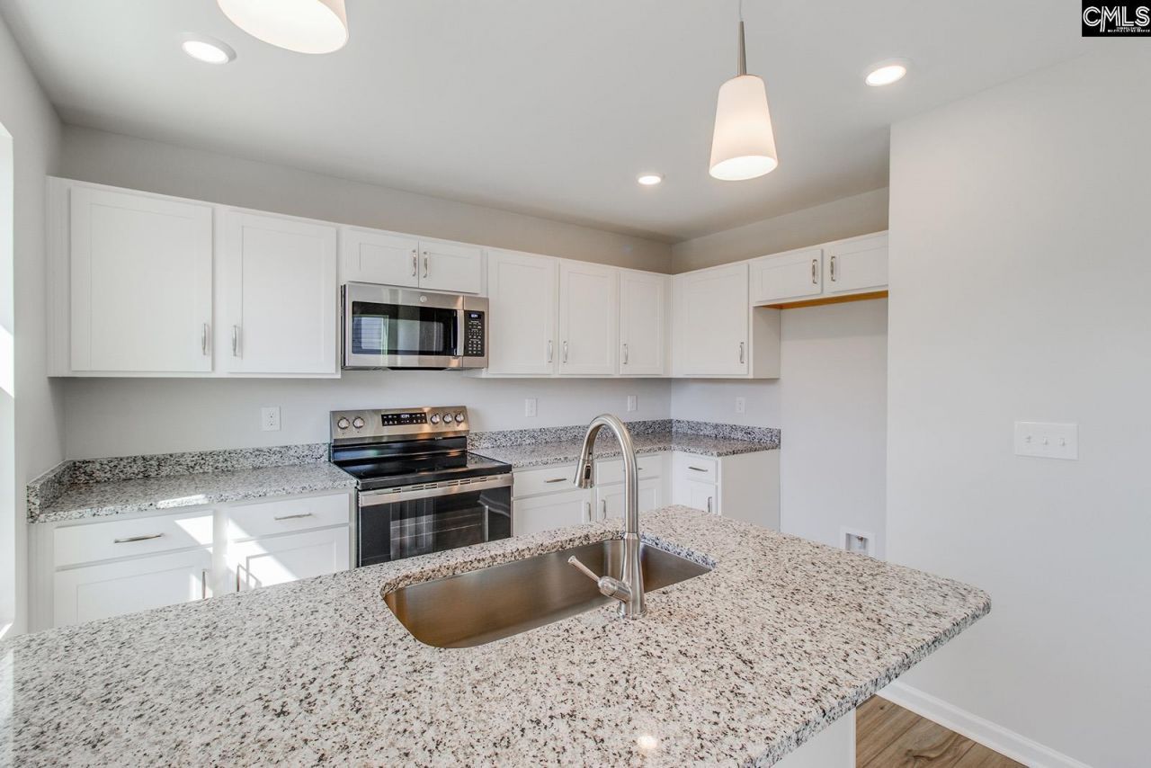 3055 Harborview Drive  Photo 10