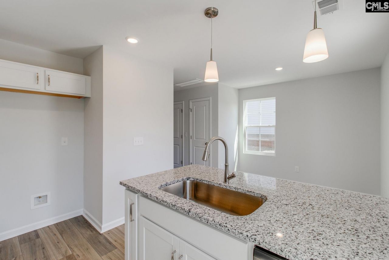 3055 Harborview Drive  Photo 11