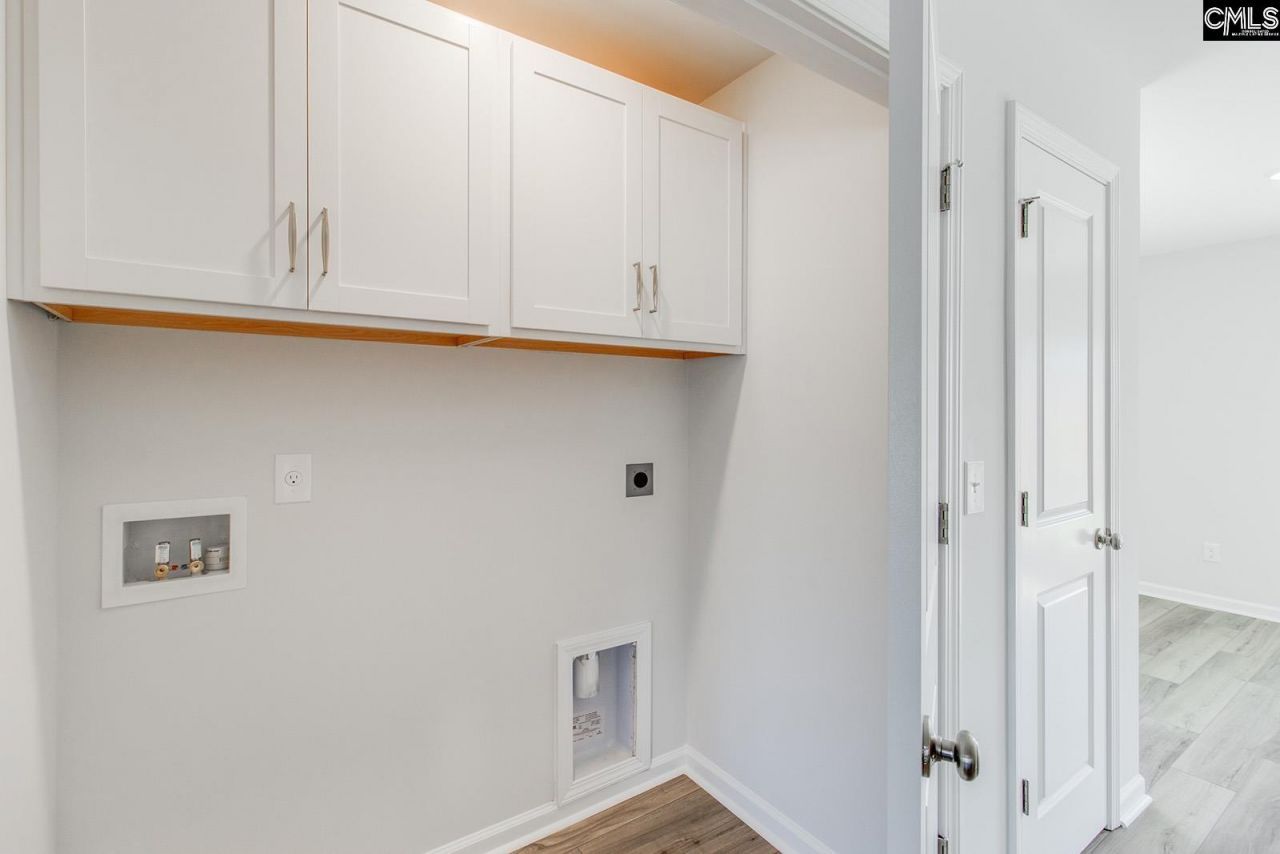 3055 Harborview Drive  Photo 14