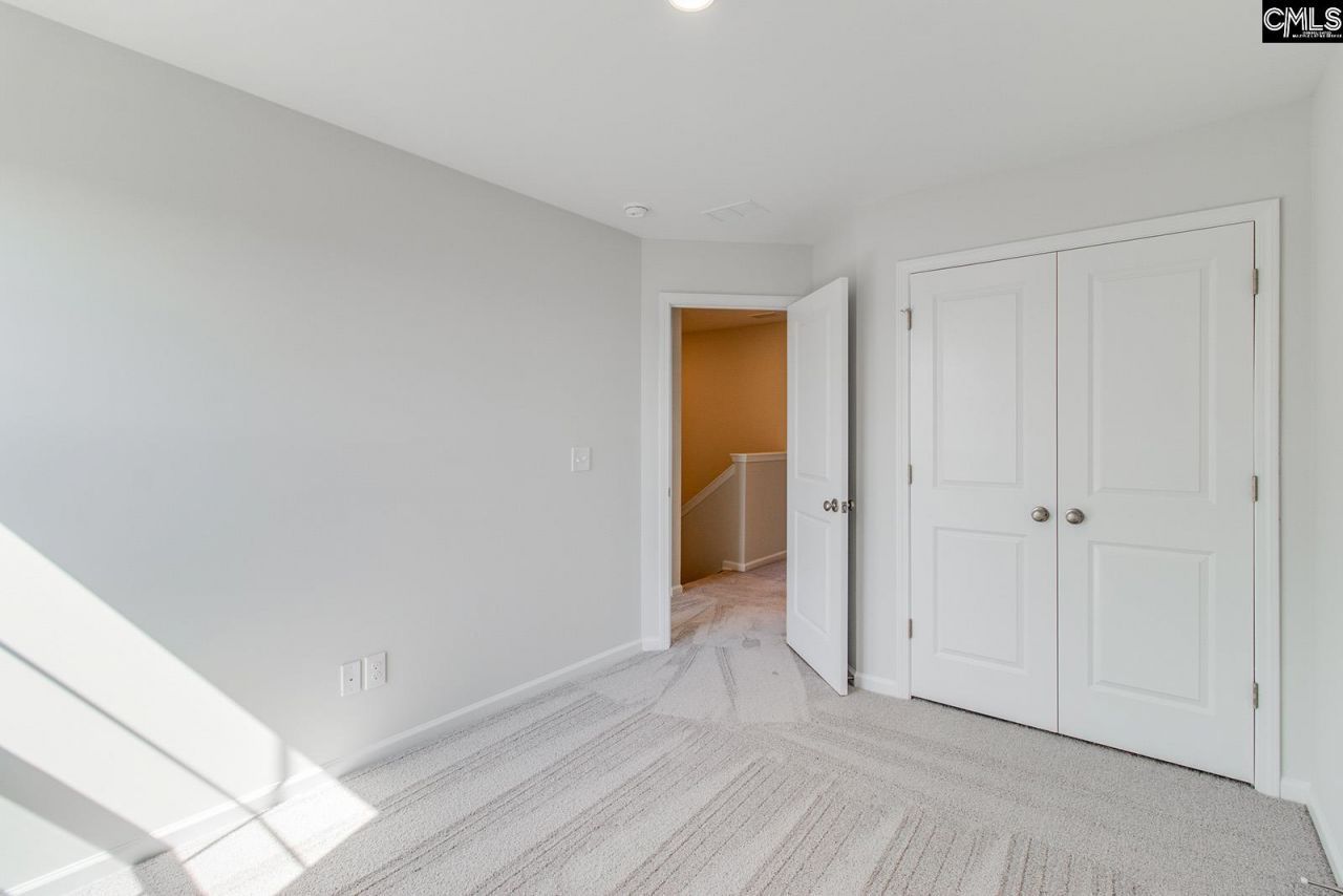 3055 Harborview Drive  Photo 22