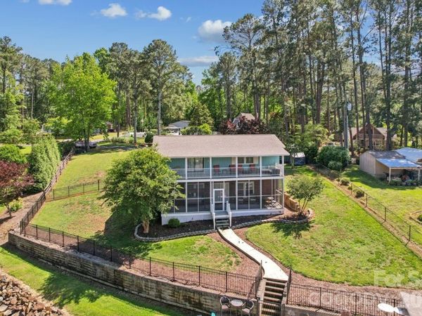 49571 Blackberry Road , Norwood, NC 28128