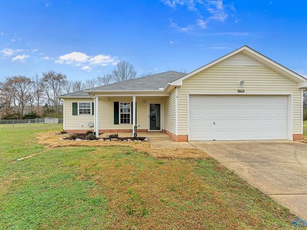 334 Earnhardt Drive, New Market, AL 35761