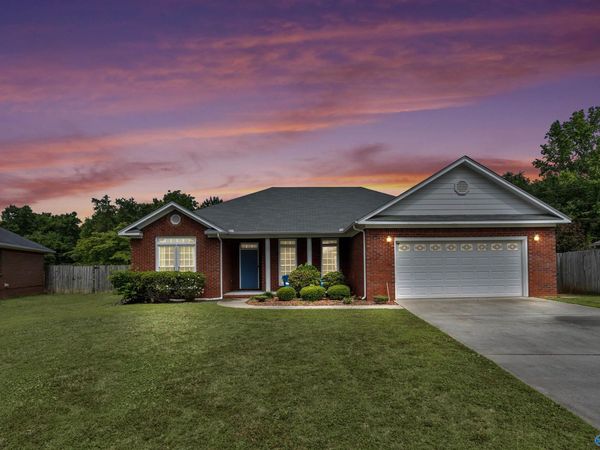 3703 Choctaw Drive SE, Decatur, AL 35603