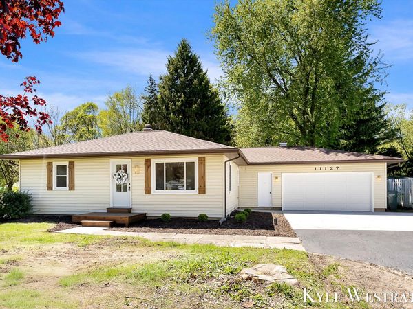 11127 8th Avenue, Grand Rapids, MI 49534