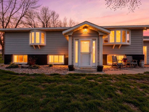 16474 200th Street, Hutchinson, MN 55350