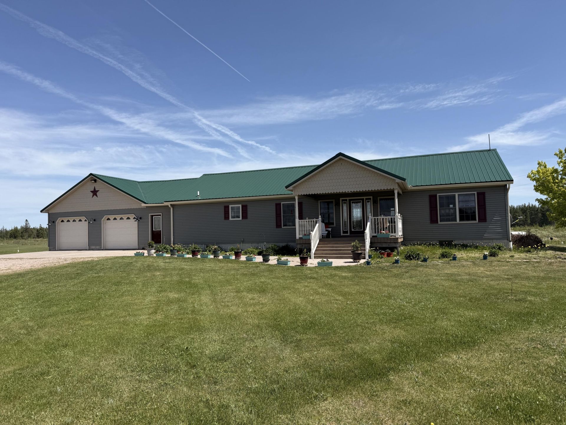 17229 S Riverside Dr, Pickford, MI 49774 Main Photo