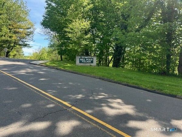 175 Mill Pond, Unit 212, Hamden, CT 06514