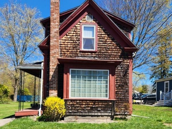 471 Union St, Rockland, MA 02370