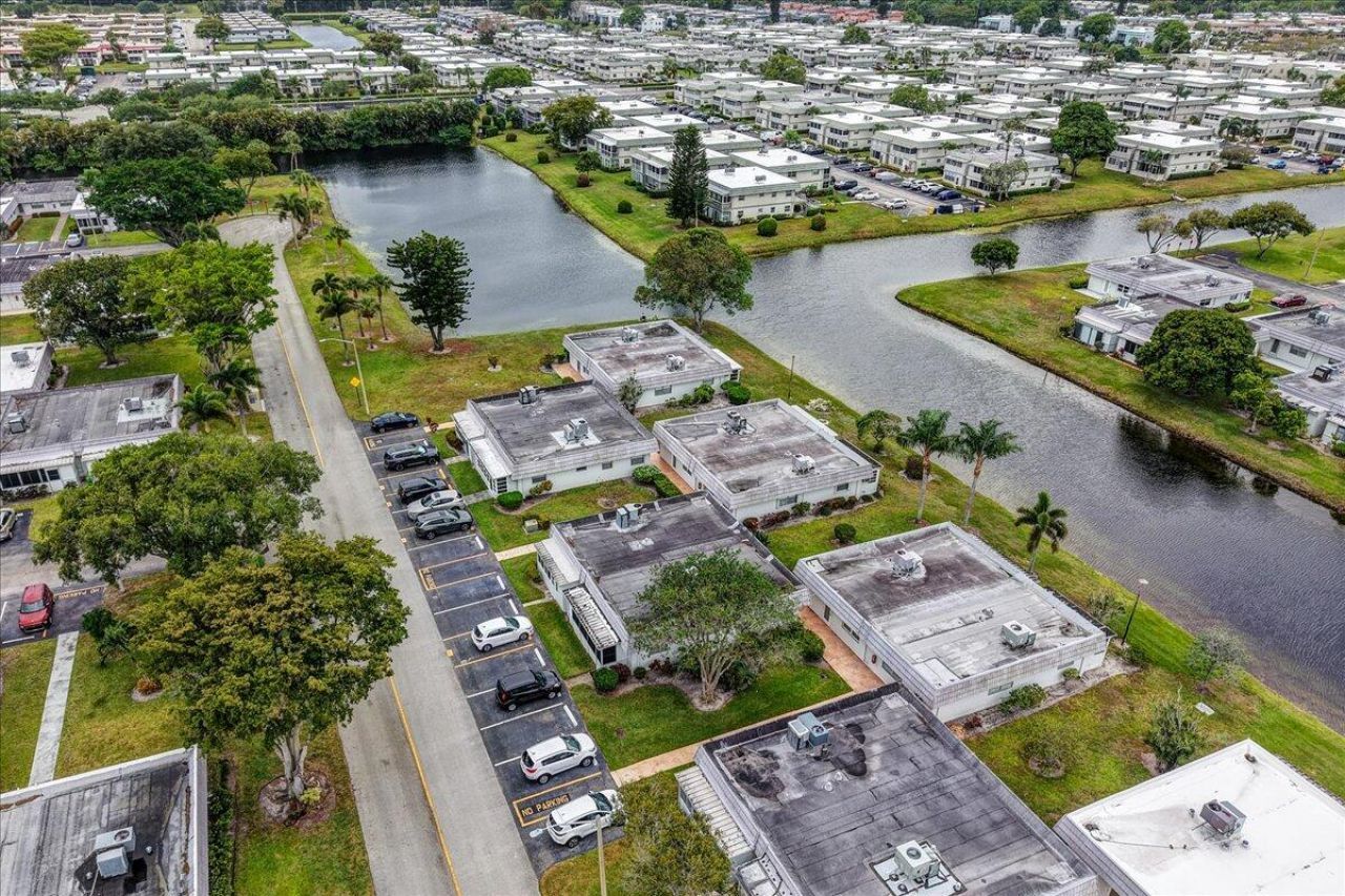 150 Valencia Boulevard, Unit G, Delray Beach, FL 33446 Photo