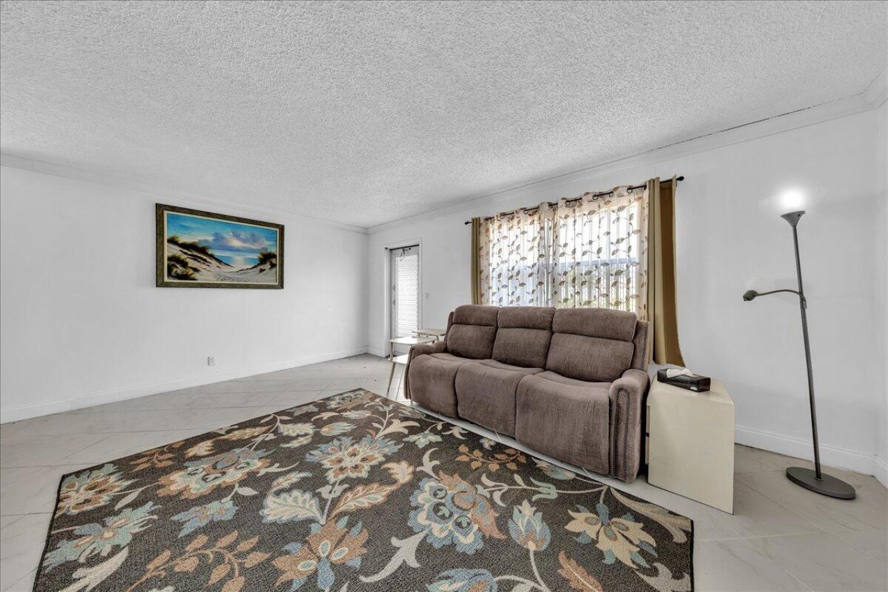 150 Valencia Boulevard, Unit G, Delray Beach, FL 33446 Photo