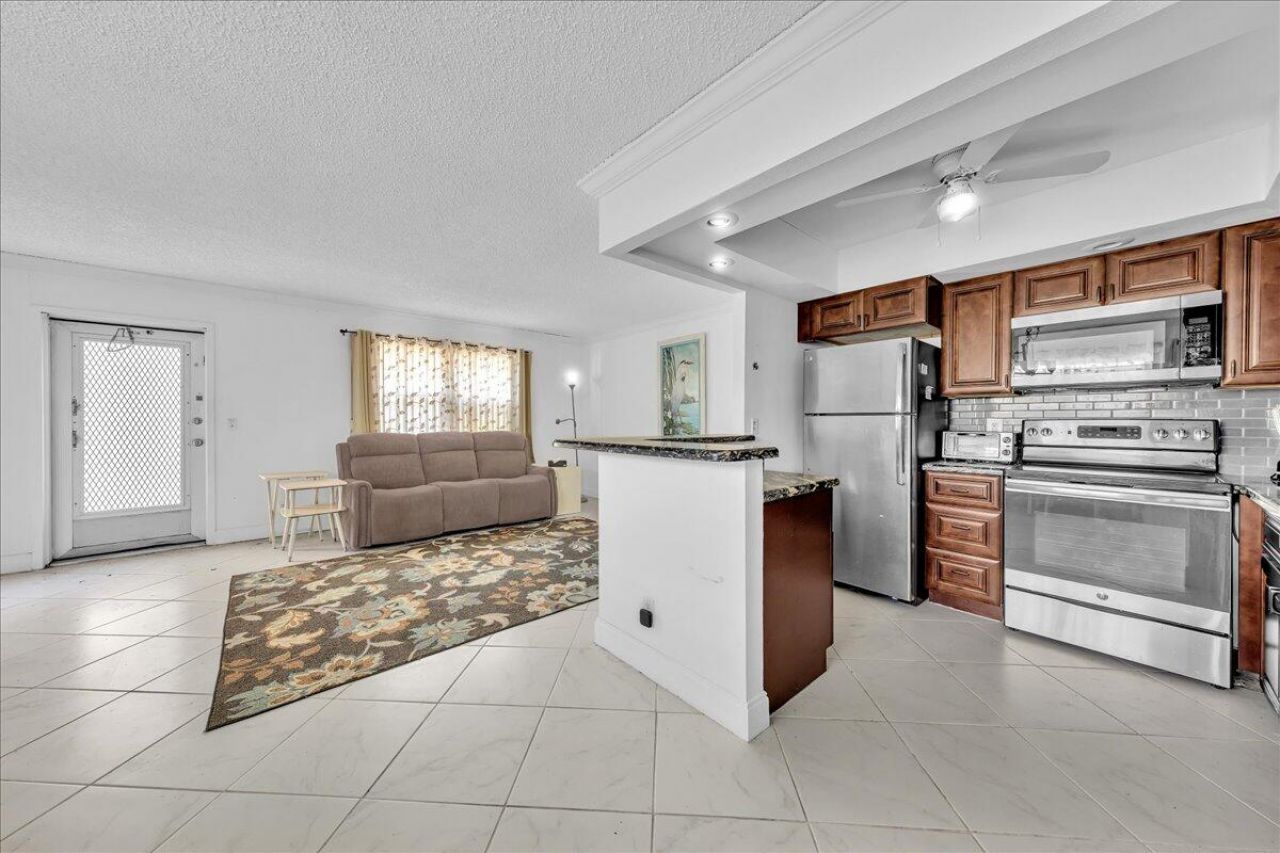 150 Valencia Boulevard, Unit G, Delray Beach, FL 33446 Photo