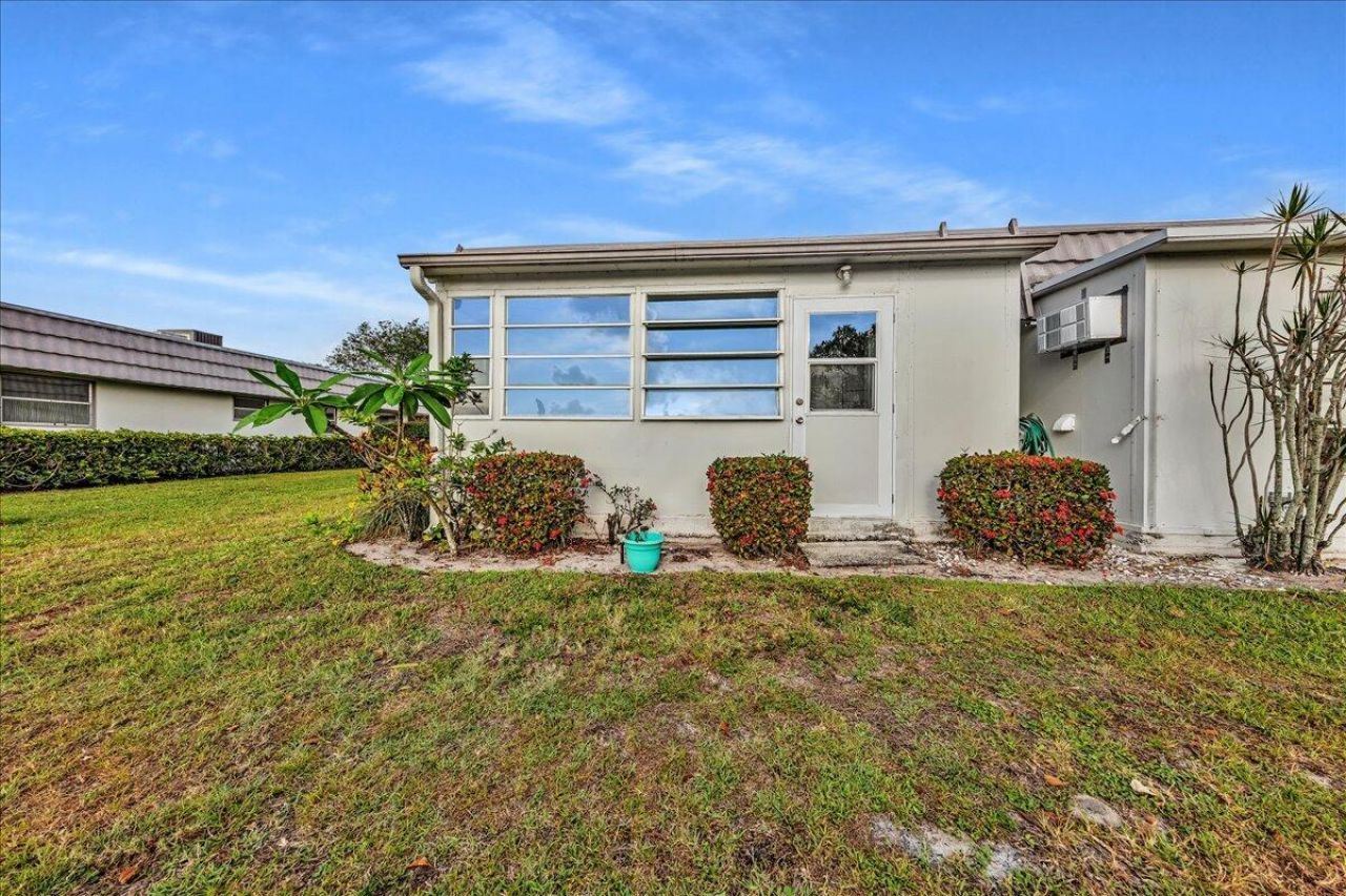 150 Valencia Boulevard, Unit G, Delray Beach, FL 33446 Photo