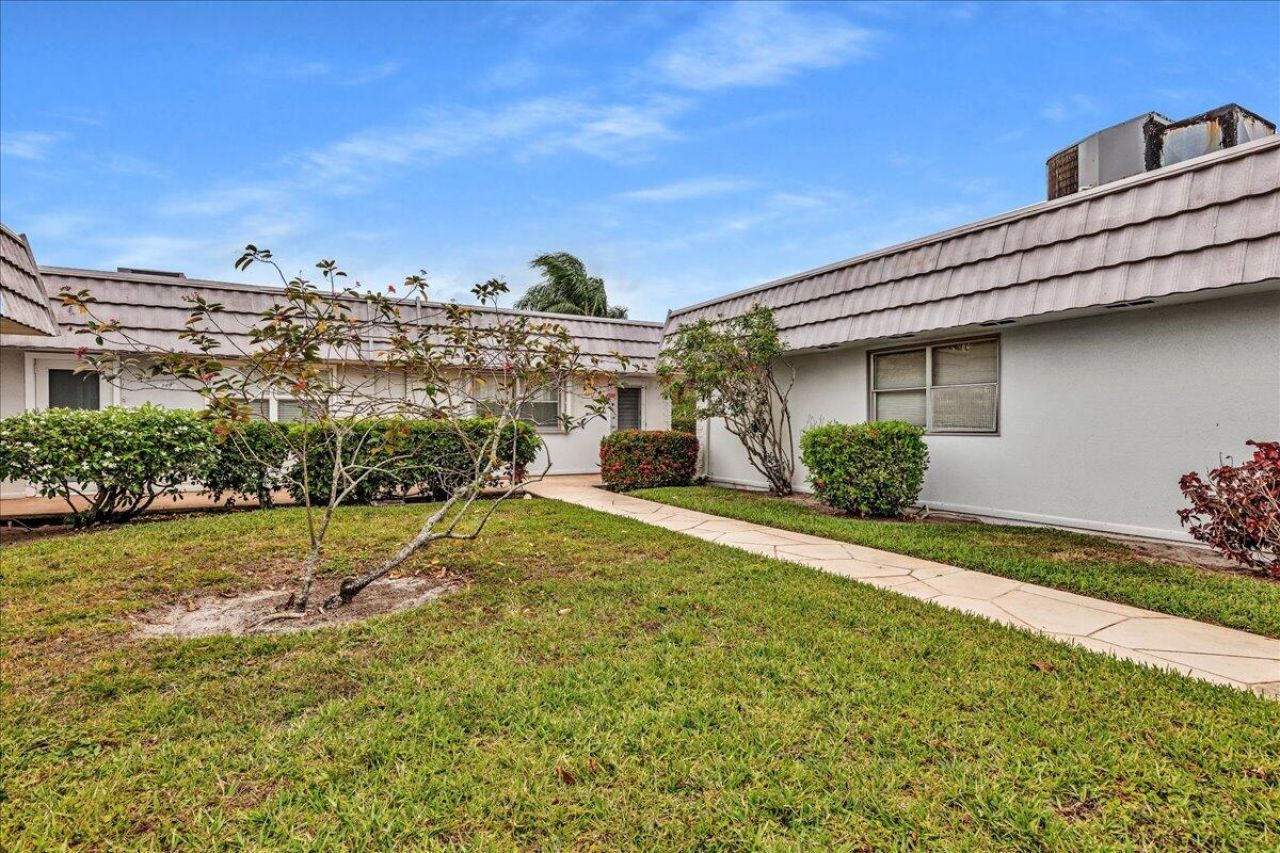 150 Valencia Boulevard, Unit G, Delray Beach, FL 33446 Photo