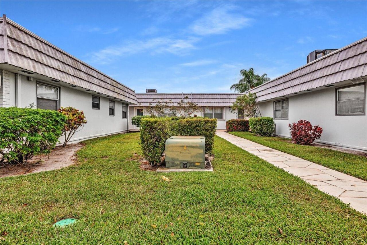 150 Valencia Boulevard, Unit G, Delray Beach, FL 33446 Photo