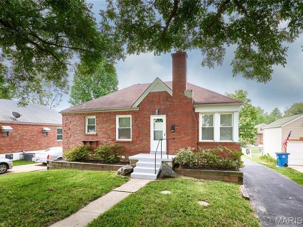 2146 Fairhaven Drive, Jennings, MO 63136