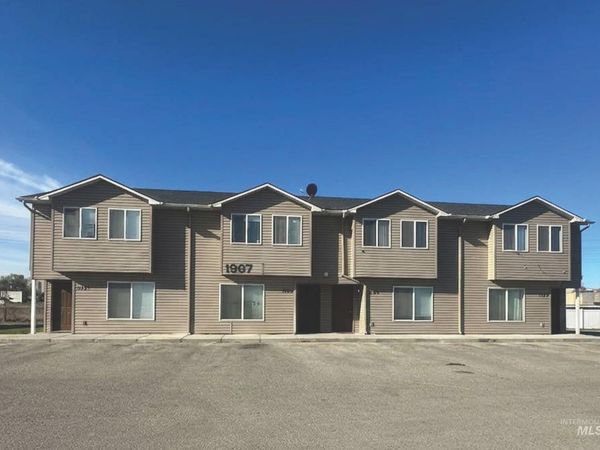 1907 E Railroad Street, Nampa, ID 83687