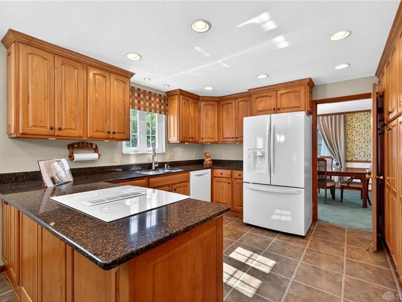 5148 Tahitian Place, Kettering, OH 45440 Photo 9
