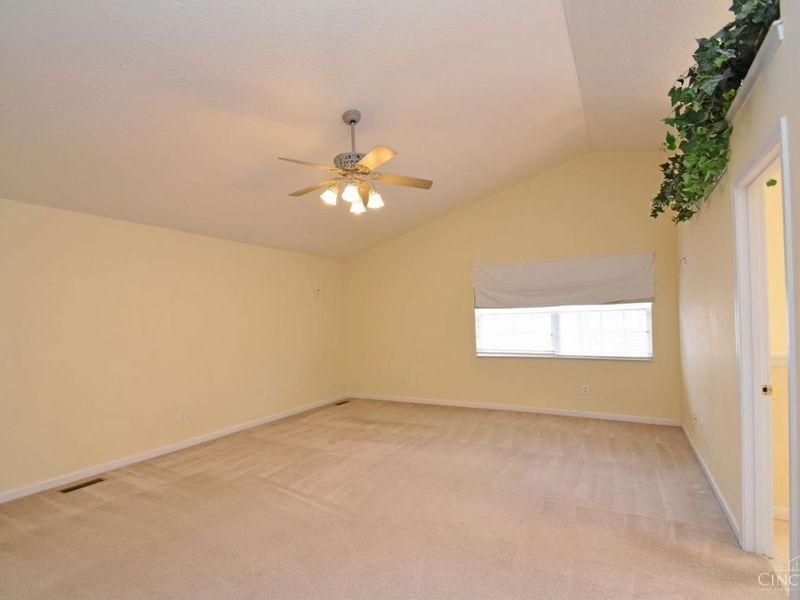 8097 Winding Creek Court, Deerfield Twp., OH 45040 Photo 4