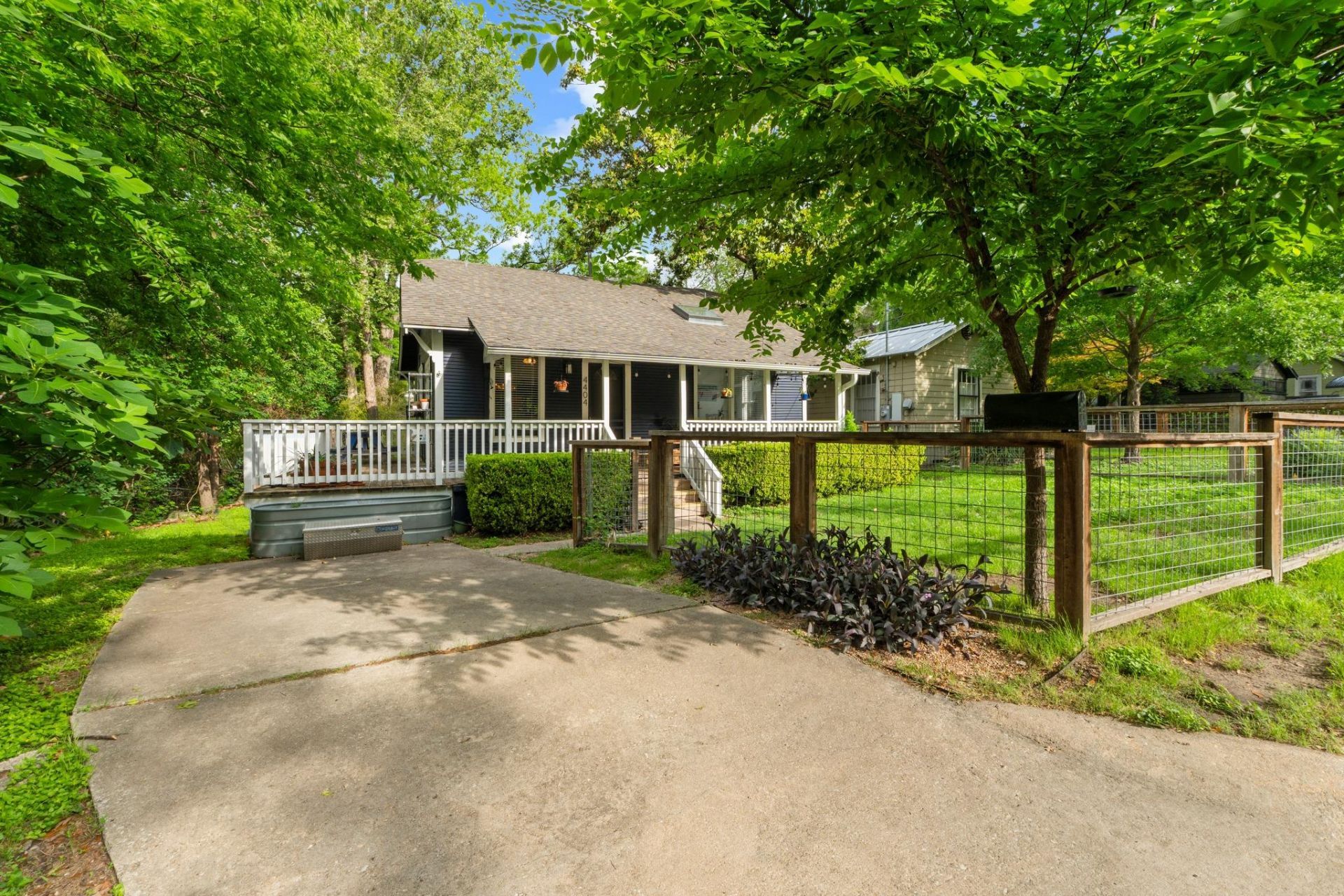 4404 Barrow Ave, Austin, TX 78751 Main Photo