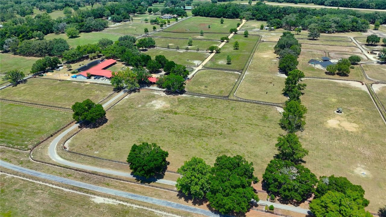 6692 NW 150th Avenue, Morriston, FL 32668 Photo