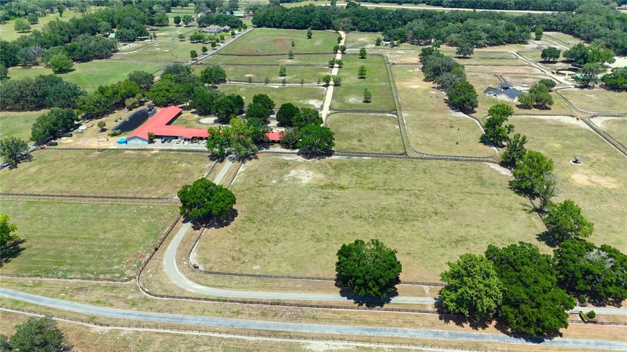 6692 NW 150th Avenue, Morriston, FL 32668 Photo