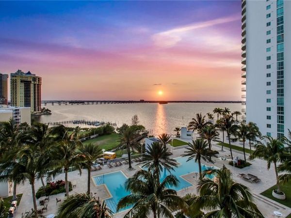 3000 Oasis Grand BLVD , Unit 401, FORT MYERS, FL 33916