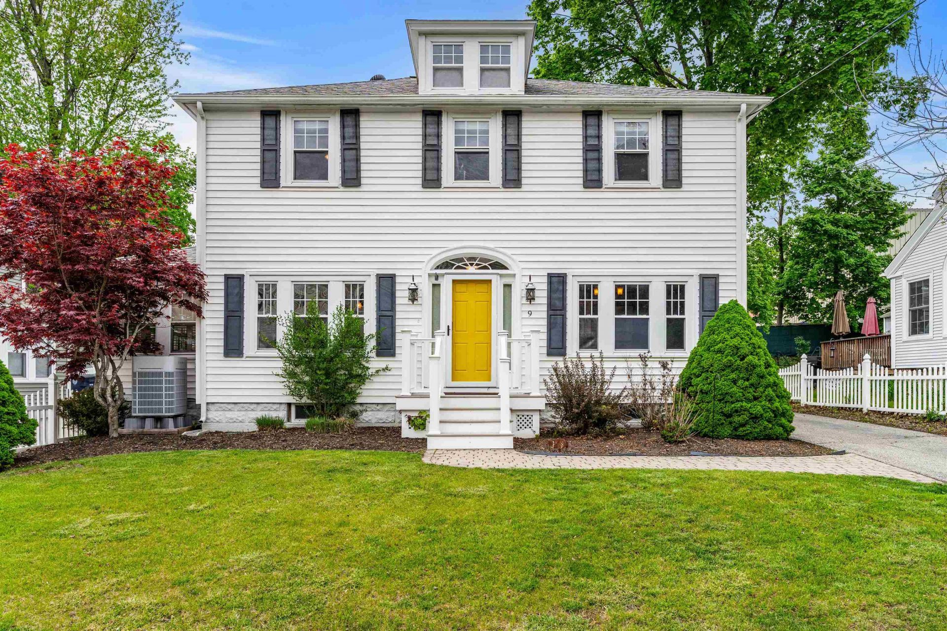 9 Bennett Street, Nashua, NH 03064 Main Photo