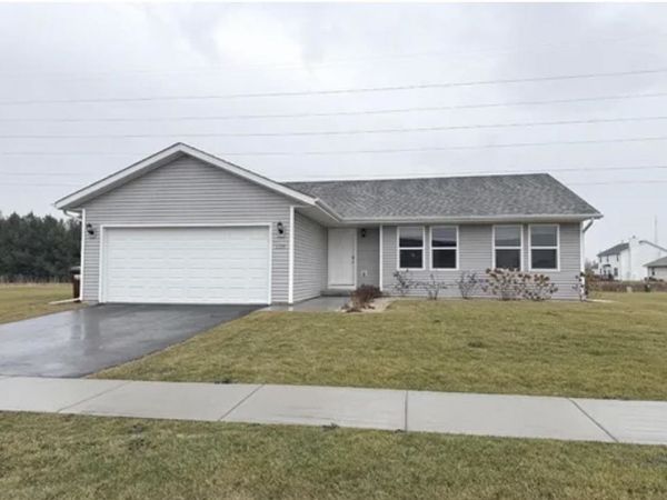 1135 RUSSELL Road, BELVIDERE, IL 61008
